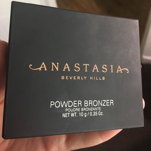 Anastasia Rosewood Bronzer